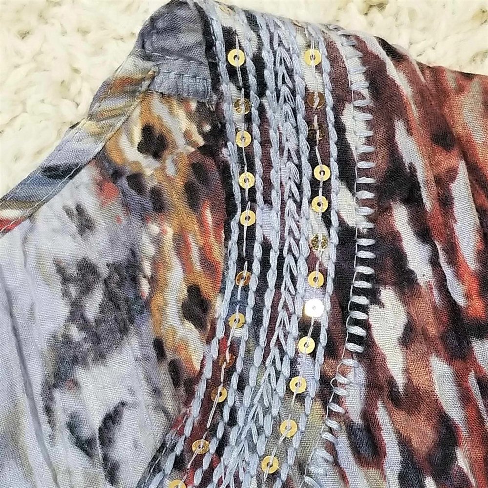 Top, Blouse. Blue, Brown, Rust Multi Pattern. Embroidered. Size 1X. - Picture 14 of 16